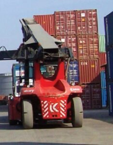 cfs services in mundra for seamless cargo handling